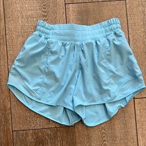 Lulu Lemon Light Blue Hottie Hot 4 in